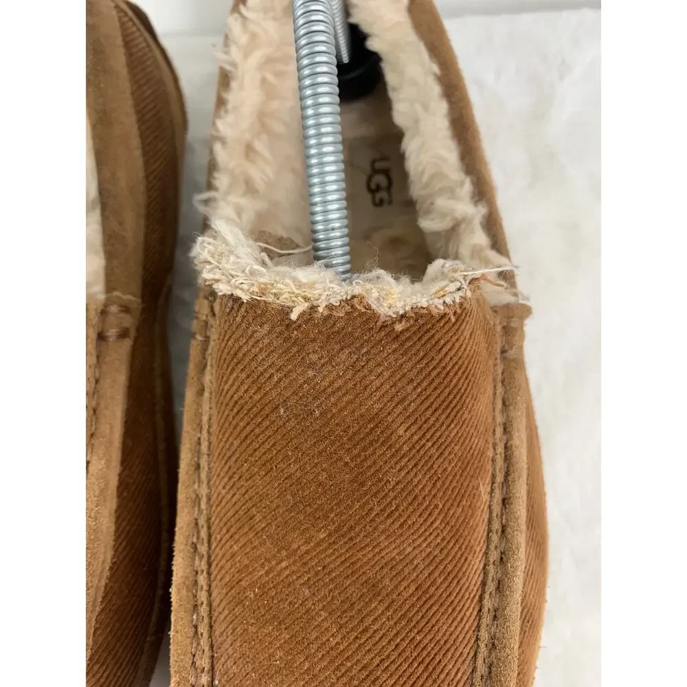 UGG Ascot Corduroy II Chestnut Suede Moccasin Slippers Men’s Size 10